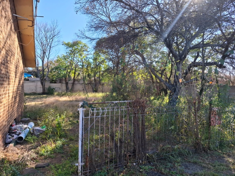 11 Bedroom Property for Sale in Universitas Free State